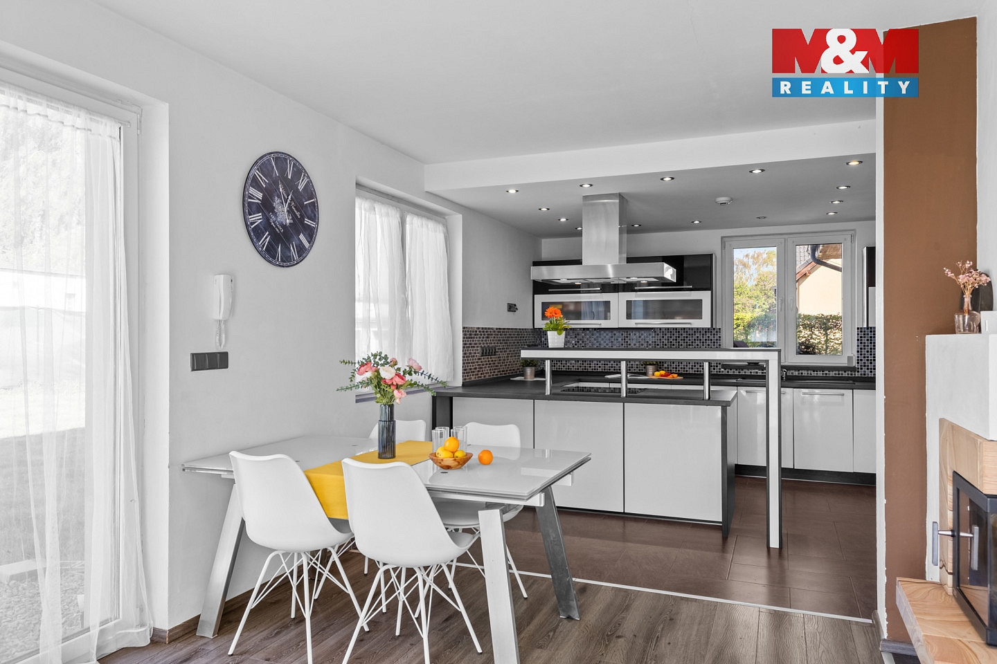 Prodej domu 272 m² s pozemkem 1 236 m² – fotografie 2