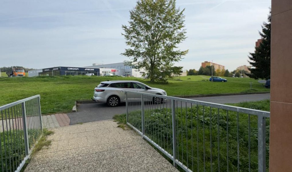 Pronájem bytu 2+kk 40 m², Česká Lípa – náhled fotky 16