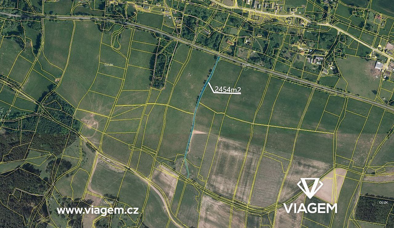 Prodej pole 2 939 m²