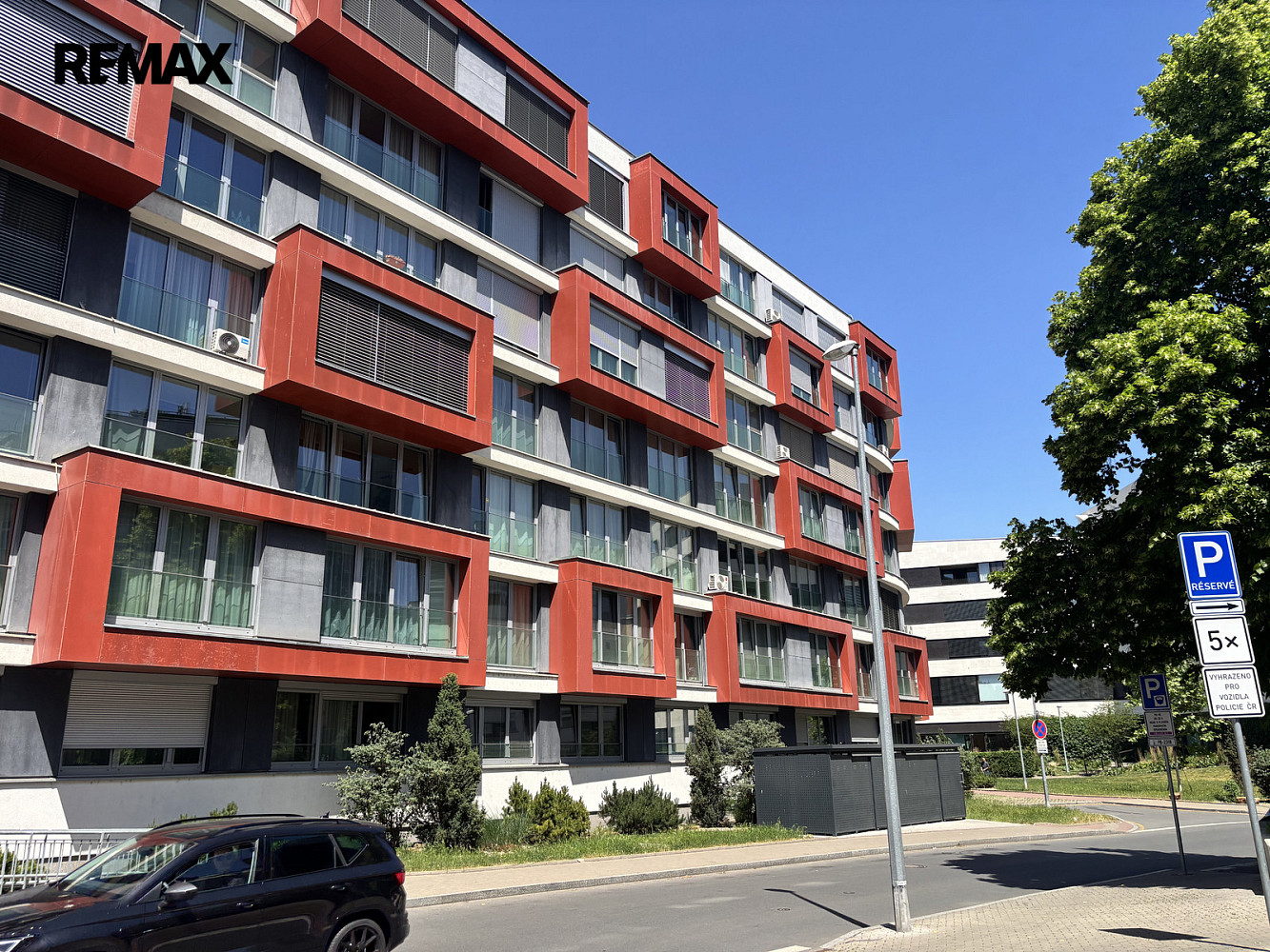 Pronájem garážového stání 15 m2, praha 8- palmovka — photo 5