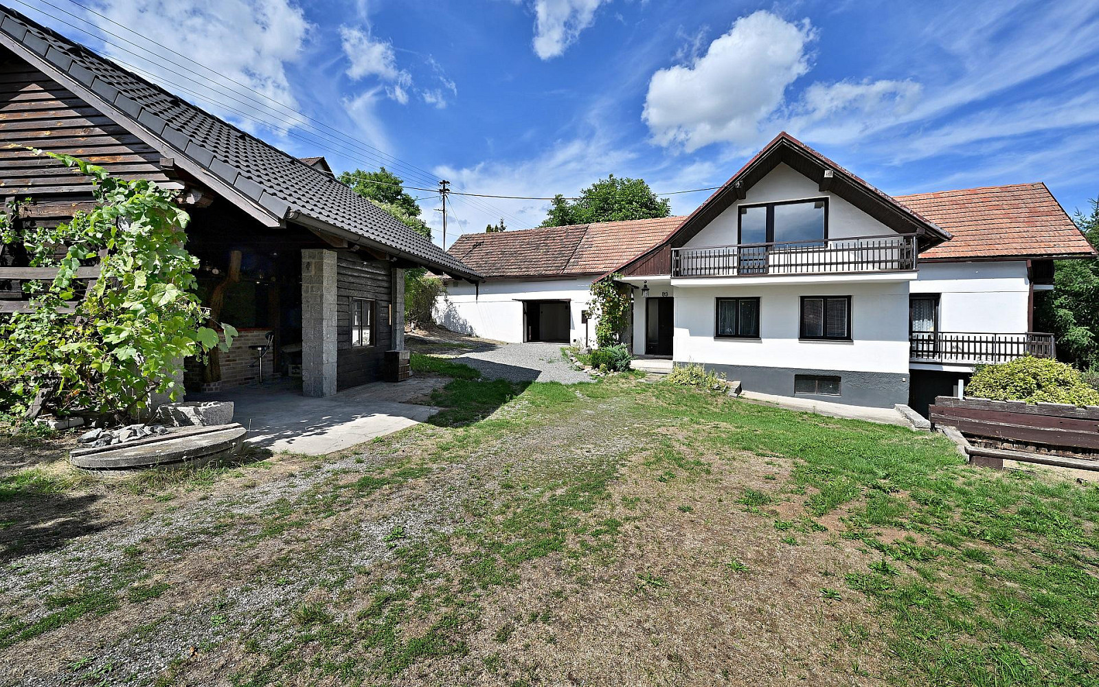 Prodej domu 250 m² s pozemkem 885 m²
