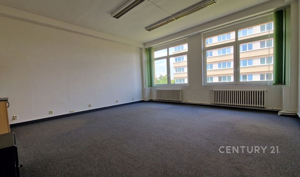 Pronájem kanceláře 36 m², Praha – náhled fotky 2
