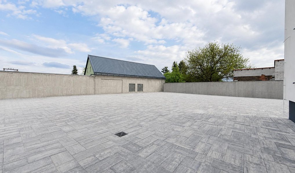 Pronájem bytu 1+kk 39 m², Úherce – náhled fotky 12