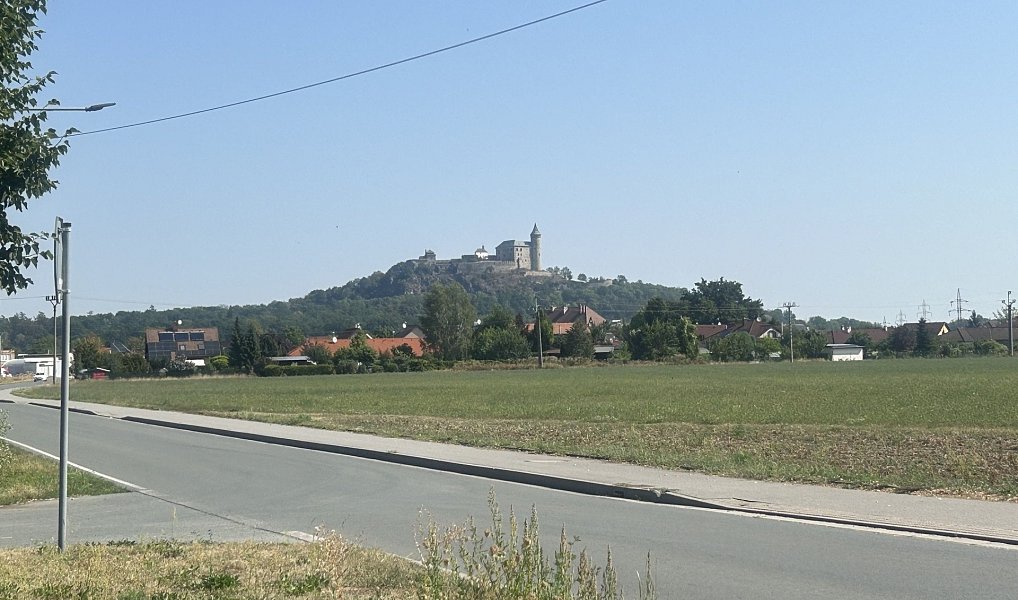 Prodej stavebního pozemku 636 m², Staré Hradiště – náhled fotky 5