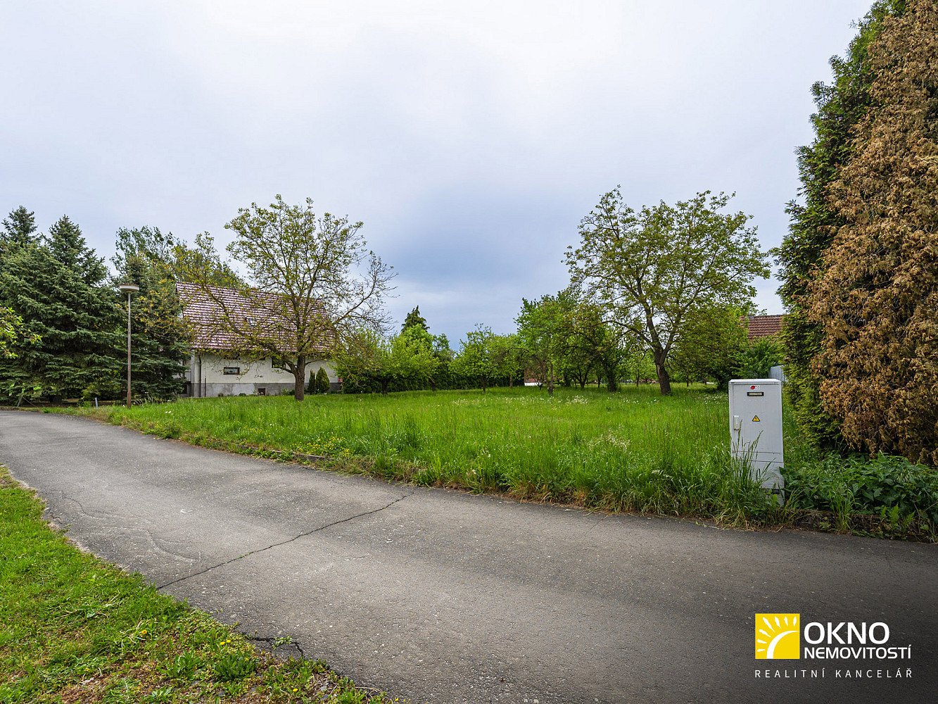 Prodej stavebního pozemku 1 500 m² – fotografie 4