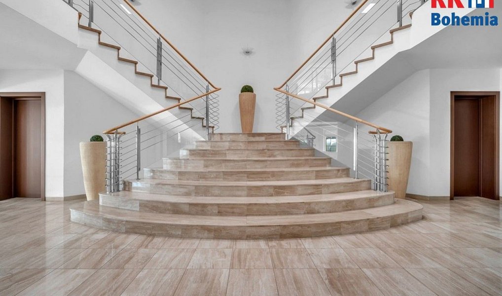 Prodej domu 696 m² s pozemkem 3 230 m², Turnov – náhled fotky 9