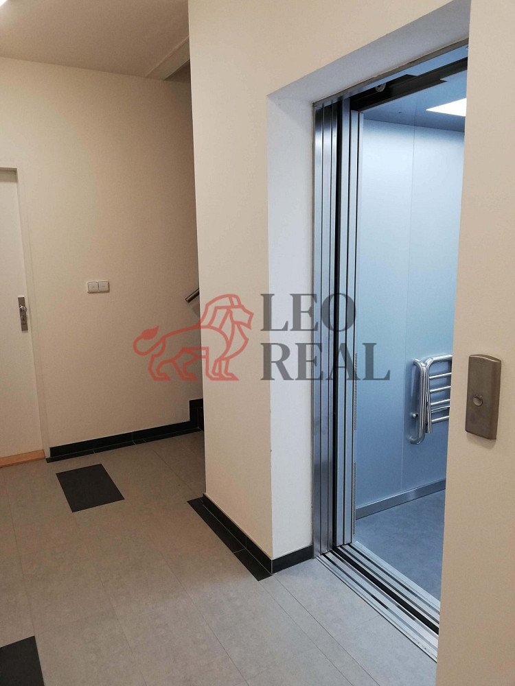 Pronájem bytu 1+kk 35 m² – fotografie 5