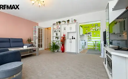 Prodej bytu 3+1 76 m², Na Výsluní, Neratovice, okres Mělník