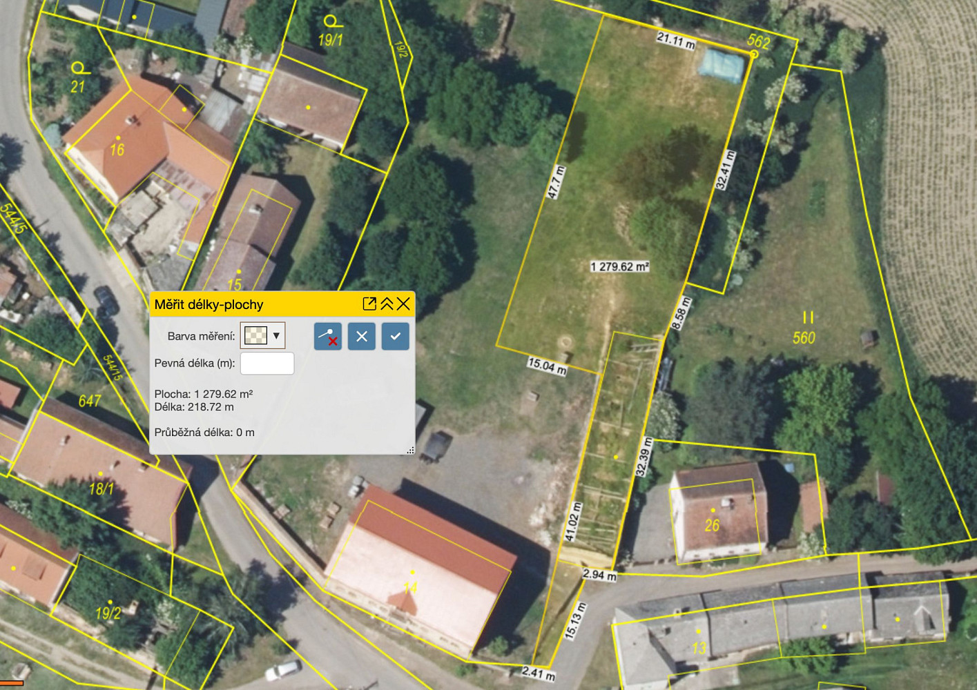 Prodej stavebního pozemku 1 300 m² – fotografie 4