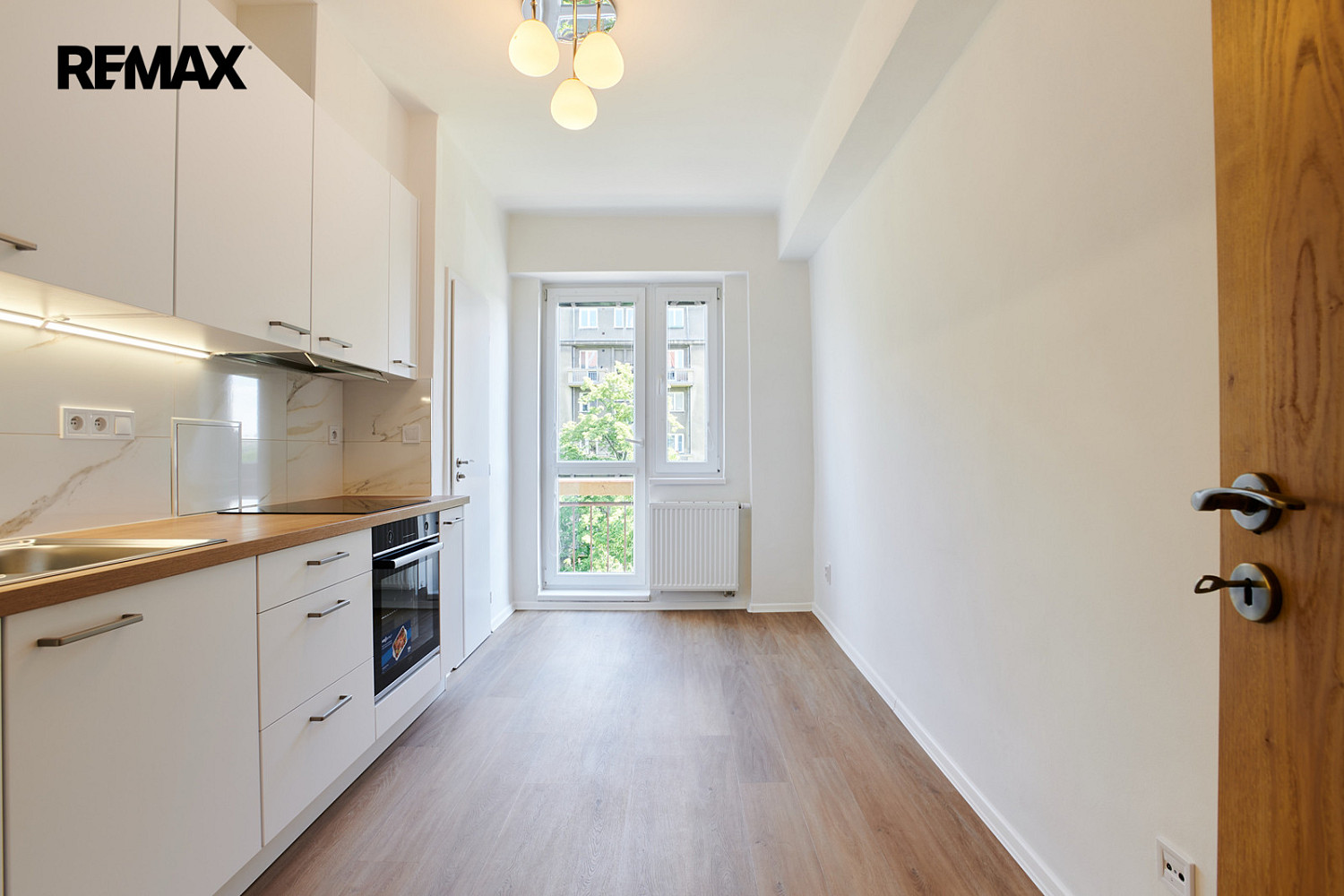 Pronájem bytu 2+1 73 m² — photo 3