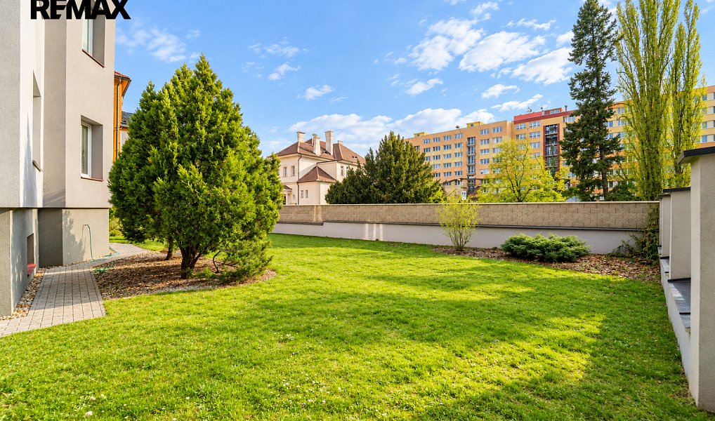 Pronájem bytu 3+kk 74 m², Kolín – náhled fotky 16