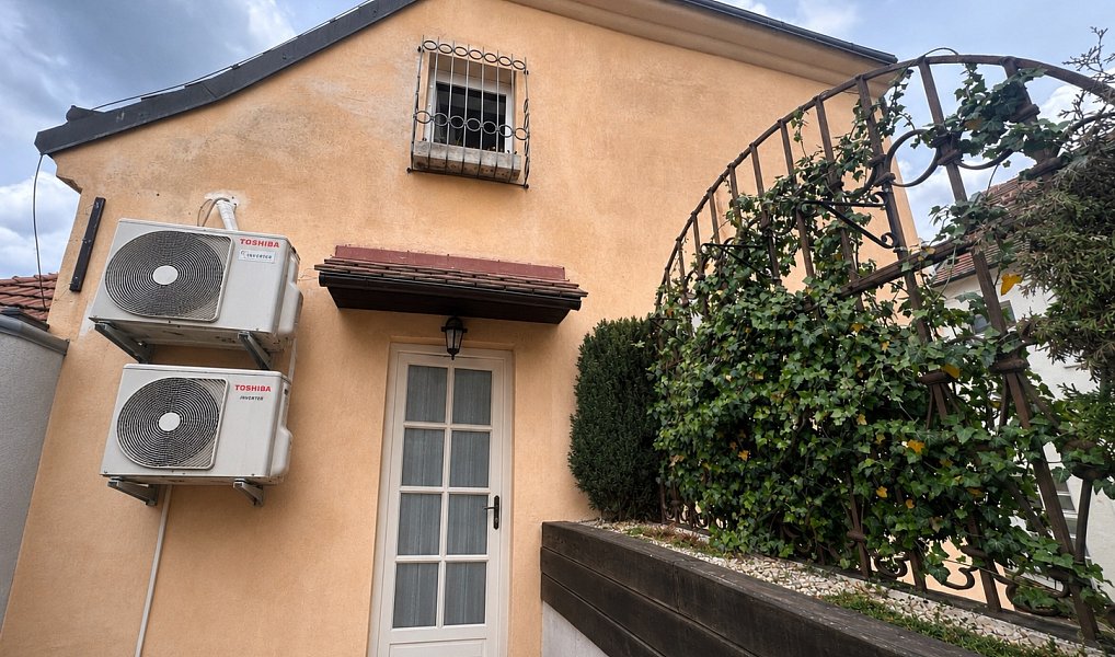 Prodej bytu 6+kk 174 m², Praha – náhled fotky 26