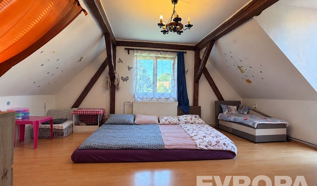 Prodej domu 205 m² s pozemkem 708 m², Lnáře – náhled fotky 17