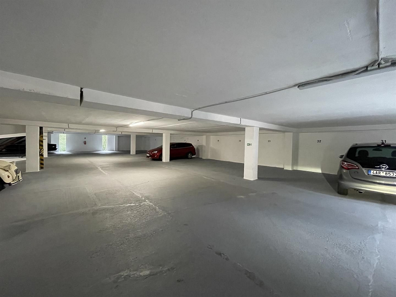 Pronájem garážového stání 15m2, Praha 4, Podolí – fotografie 2