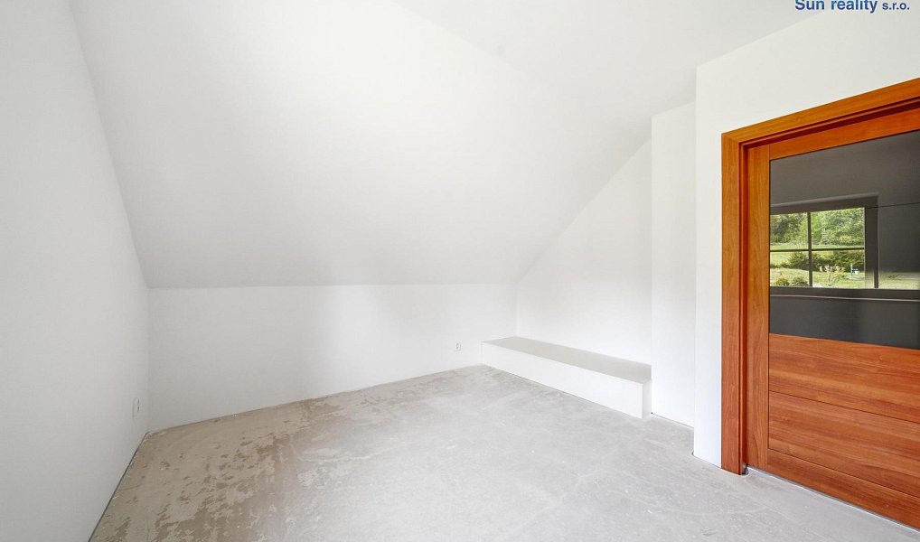 Prodej domu 180 m² s pozemkem 2 195 m², Zubří – náhled fotky 14