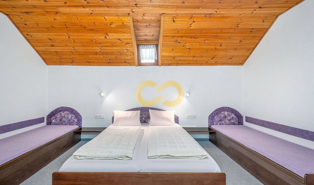 Prodej ubytovacího objektu 391 m², Český Krumlov – náhled fotky 17