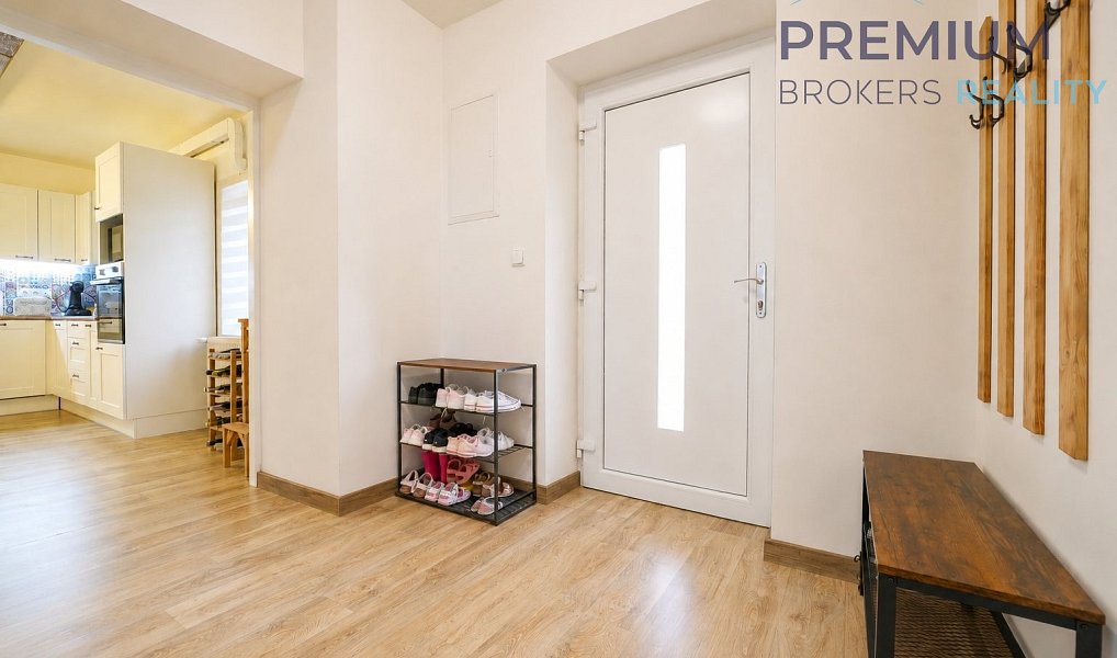 Prodej domu 132 m² s pozemkem 235 m², Hoštka – náhled fotky 10
