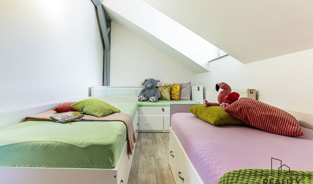 Prodej domu 284 m² s pozemkem 806 m², Větřní – náhled fotky 27