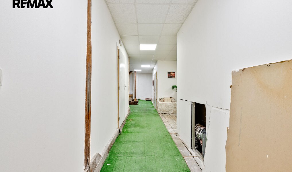 Prodej nájemního domu, činžáku 266 m², Tábor – náhled fotky 28
