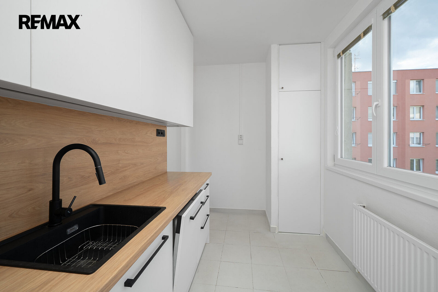 Pronájem bytu 3+1 67 m² – fotografie 2