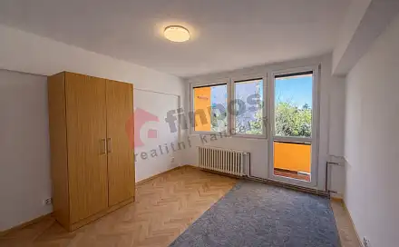Pronájem bytu 2+1 54 m², Benešov