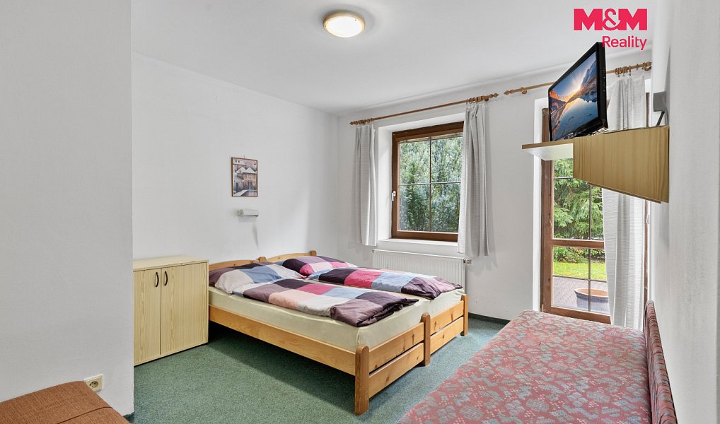 Prodej ubytovacího objektu 341 m², Harrachov – náhled fotky 21
