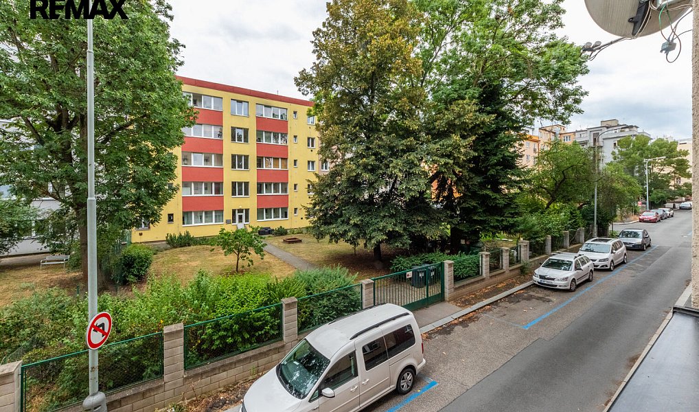 Prodej bytu 2+kk 46 m², Praha – náhled fotky 15