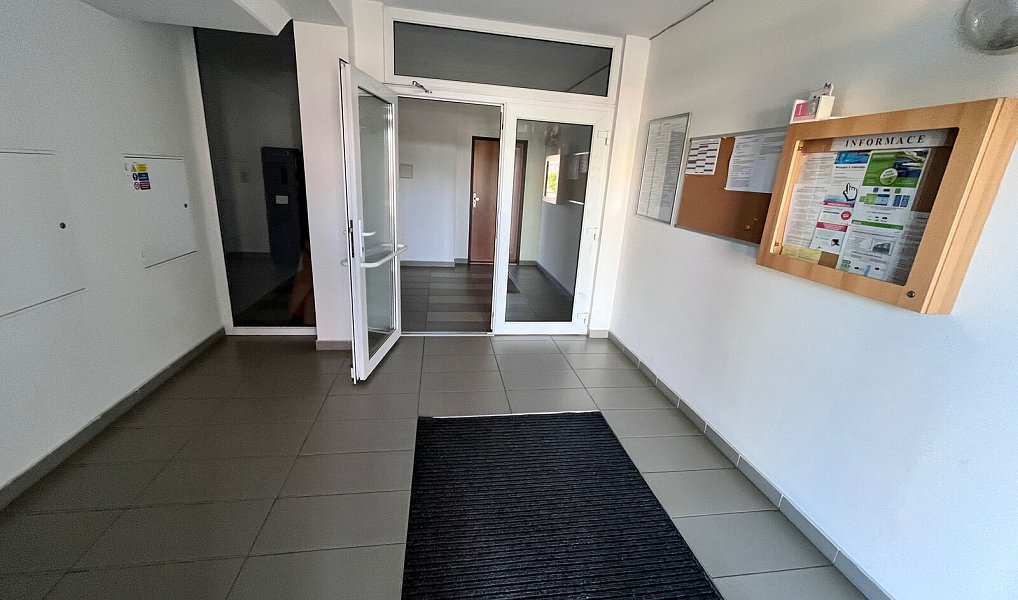 Prodej bytu 4+kk 119 m², Pelhřimov – náhled fotky 31