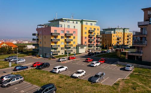 Prodej bytu 2+kk 63 m², Jabloňová, Uherské Hradiště - Sady