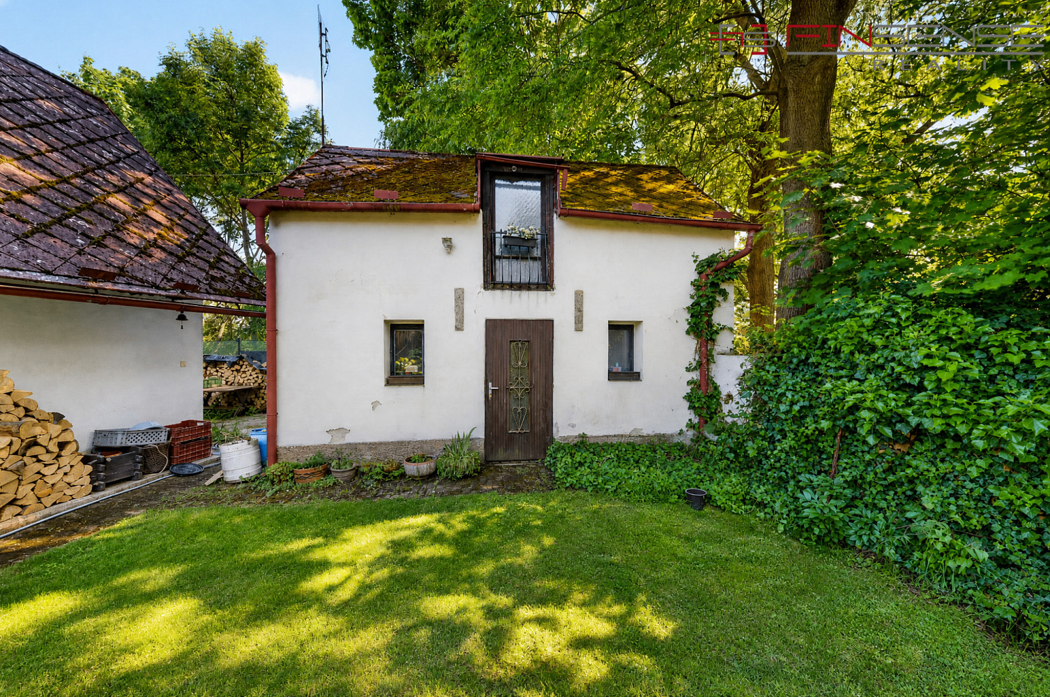 Prodej domu 150 m² s pozemkem 297 m² – fotografie 2