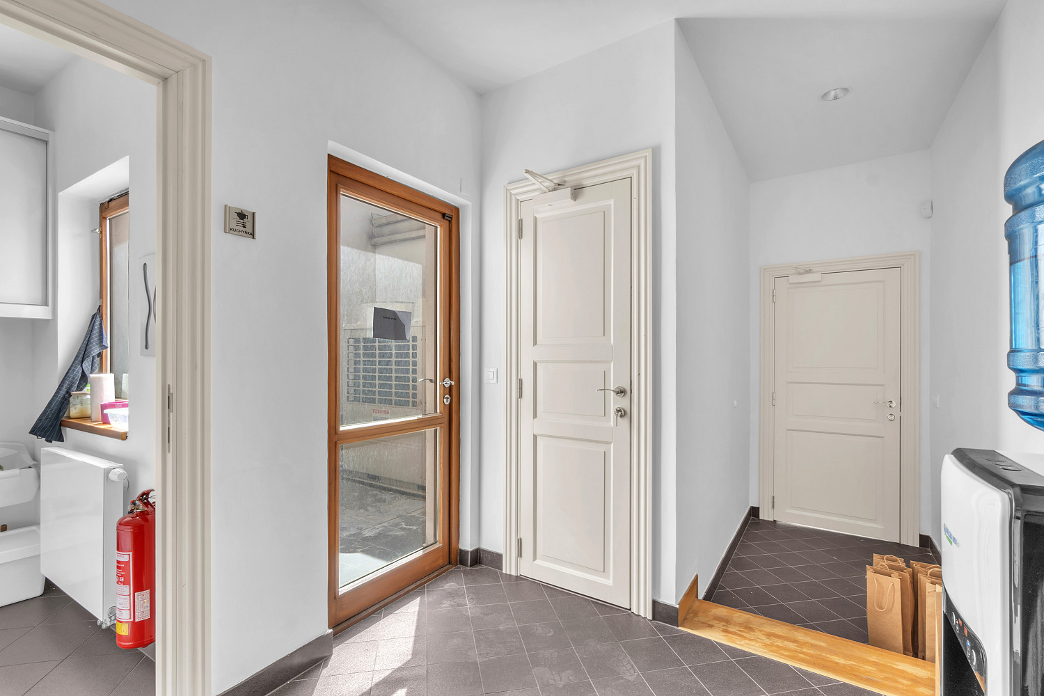 Pronájem kanceláře 113 m² – fotografie 5
