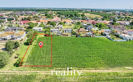 Prodej stavebního pozemku 1 779 m², Šanov, okres Znojmo