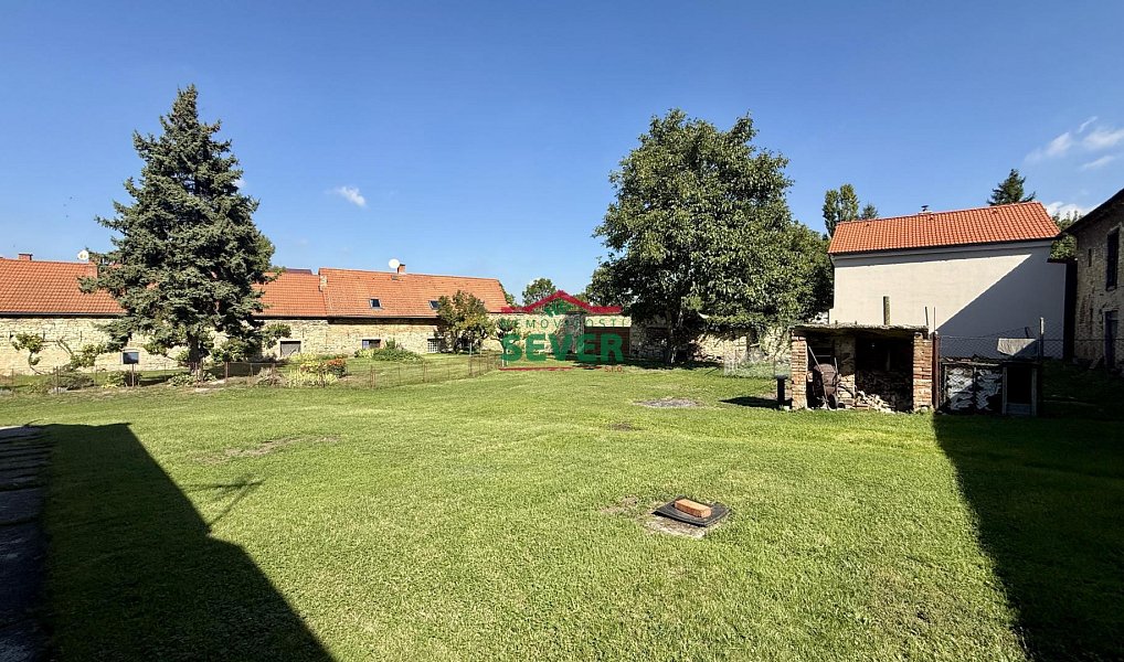 Prodej domu 241 m² s pozemkem 1 596 m², Křesín – náhled fotky 34
