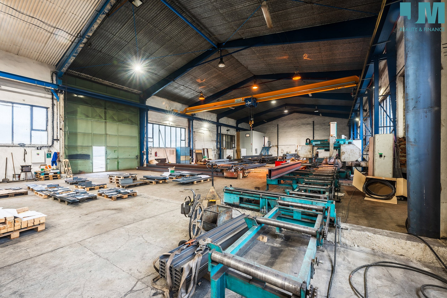 Prodej výrobních prostor 764 m² – pohled 2