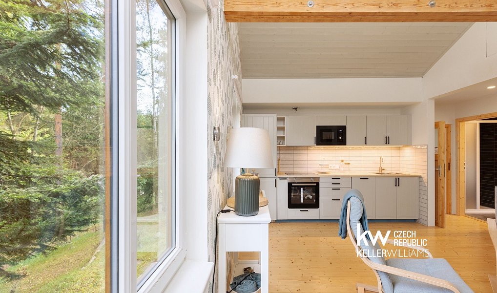 Prodej ubytovacího objektu 655 m², Křečovice – náhled fotky 6