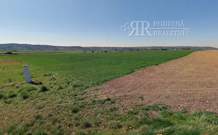 Prodej pole 166 614 m², Sukorady, okres Mladá Boleslav