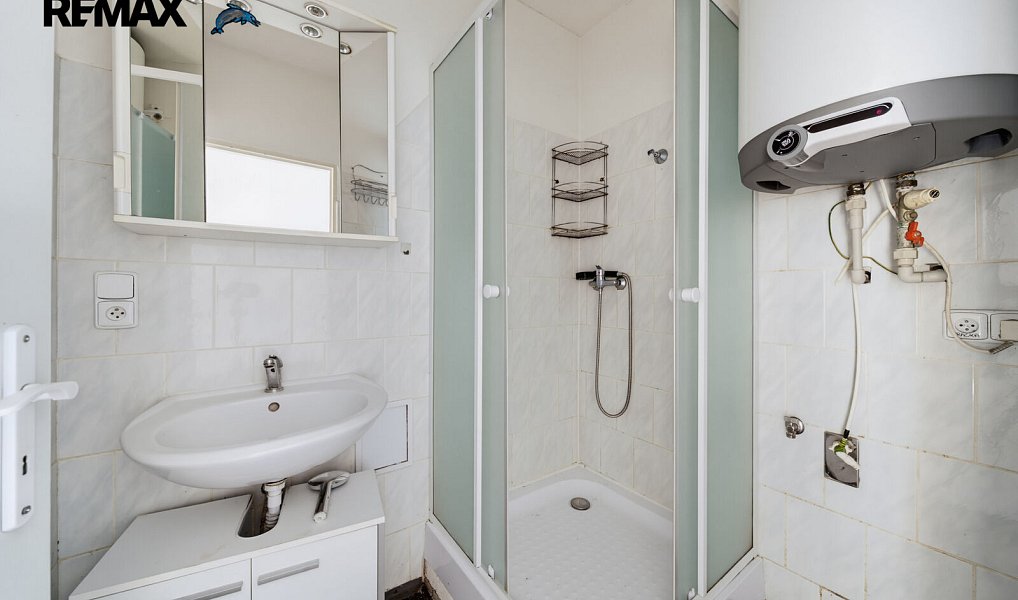 Prodej domu 340 m² s pozemkem 300 m², Aš – náhled fotky 14