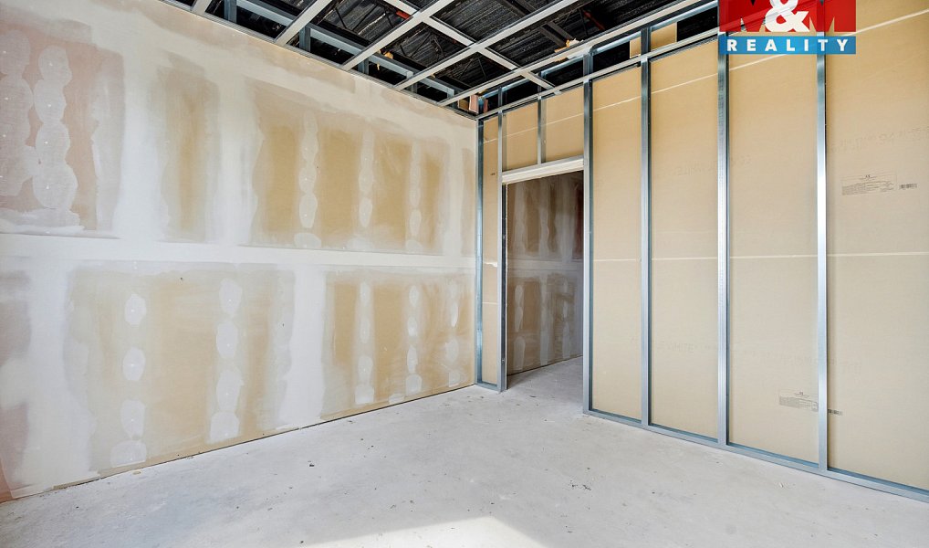 Prodej nájemního domu, činžáku 1 800 m², Chomutov – náhled fotky 9