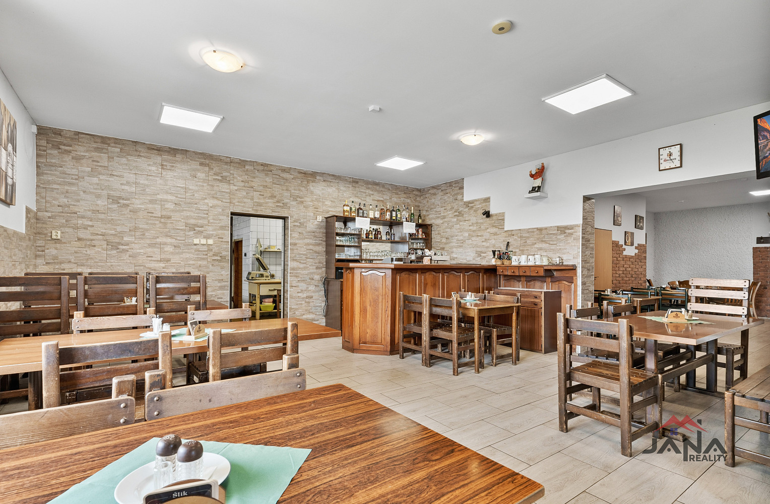 Prodej restaurace 300 m²