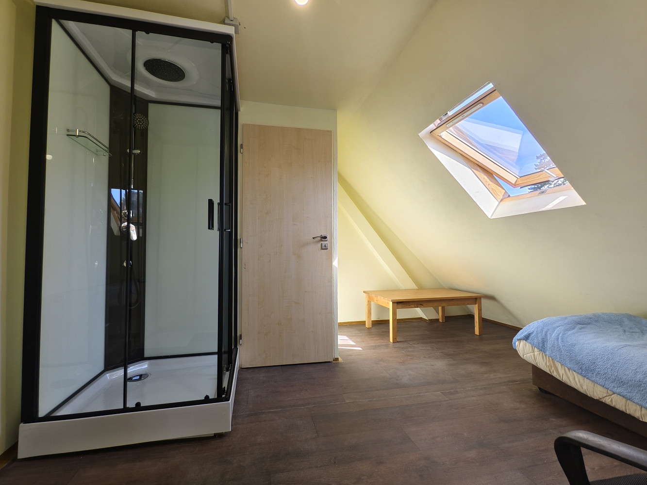 Pronájem bytu 2+1 45 m² – fotografie 3