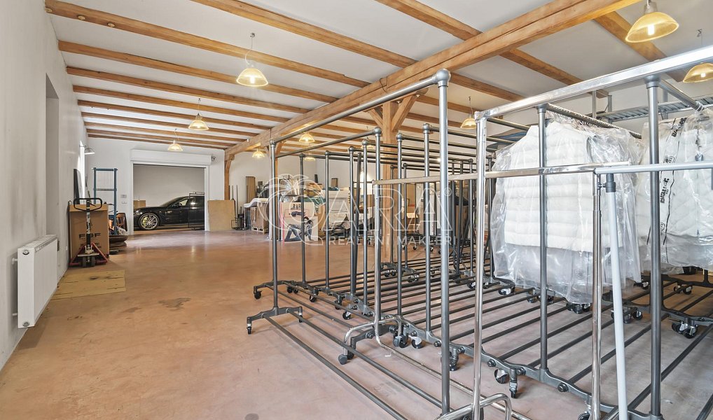 Pronájem komerčního objektu (jiného typu) 470 m², Praha – náhled fotky 16