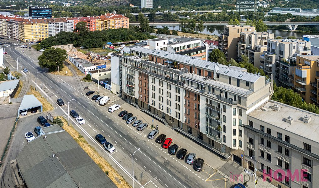 Prodej kanceláře 147 m², Praha – náhled fotky 27
