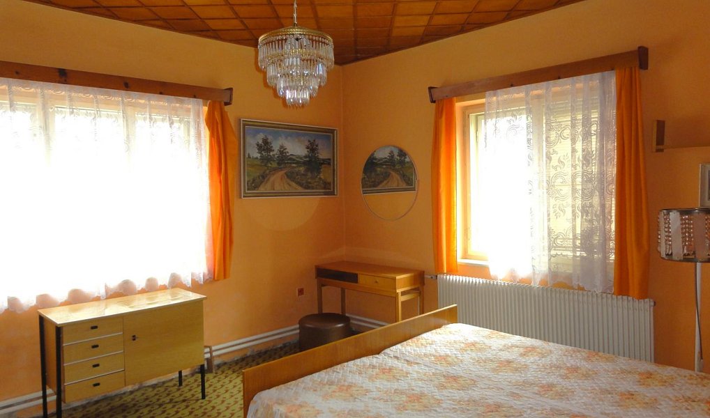 Prodej domu 202 m² s pozemkem 1 245 m², Hlinsko – náhled fotky 9
