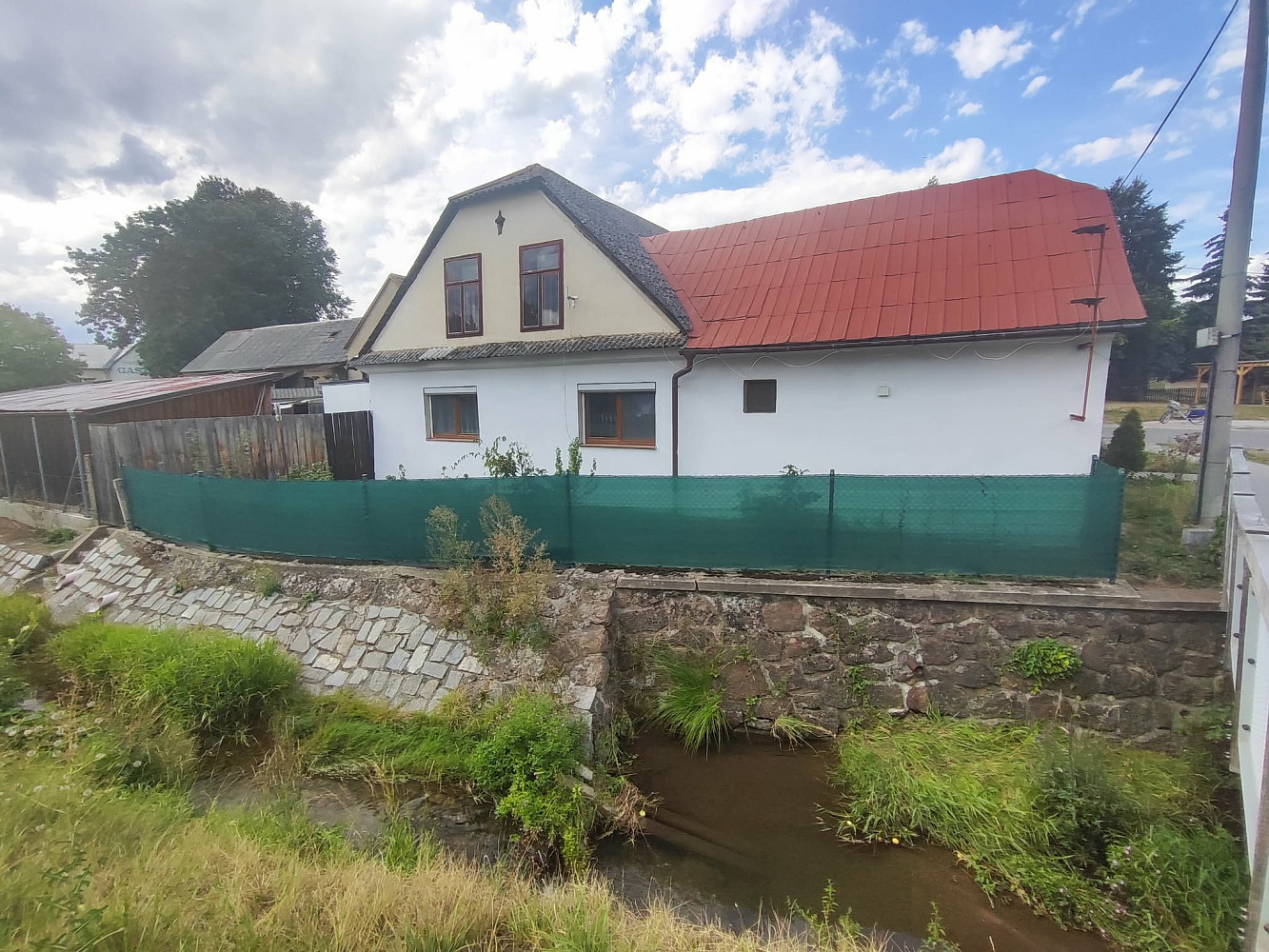 Prodej domu 100 m² s pozemkem 610 m² – fotografie 2