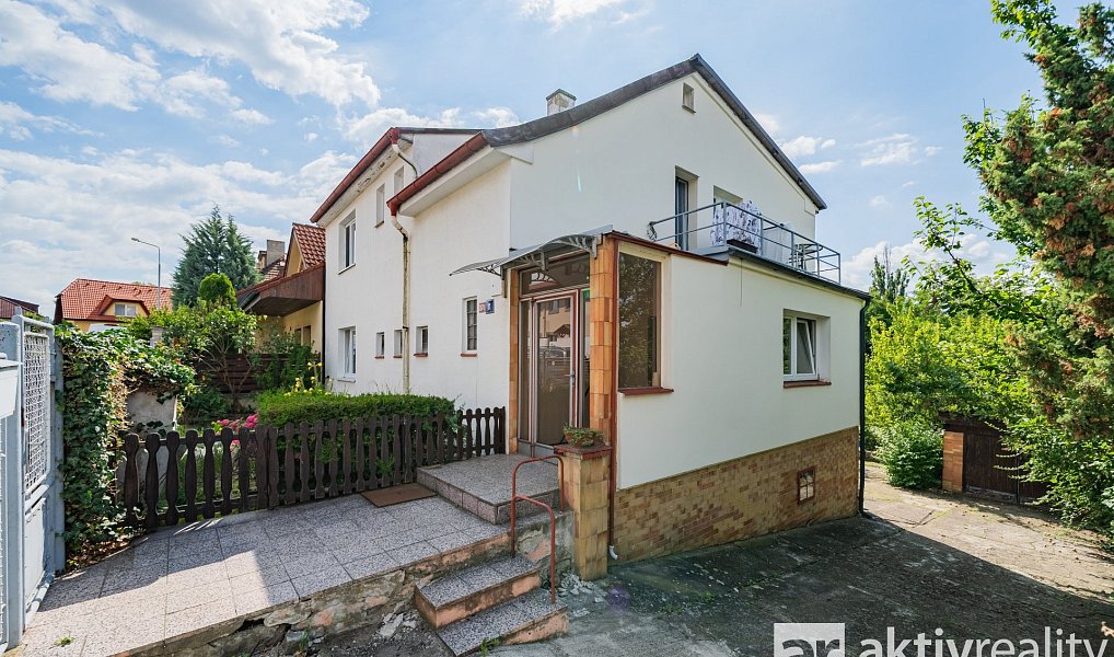 Prodej domu 260 m² s pozemkem 752 m², Praha – náhled fotky 53