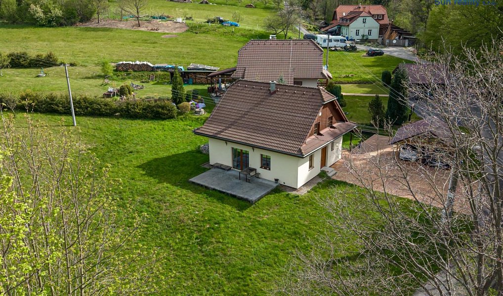 Prodej domu 180 m² s pozemkem 2 195 m², Zubří – náhled fotky 24