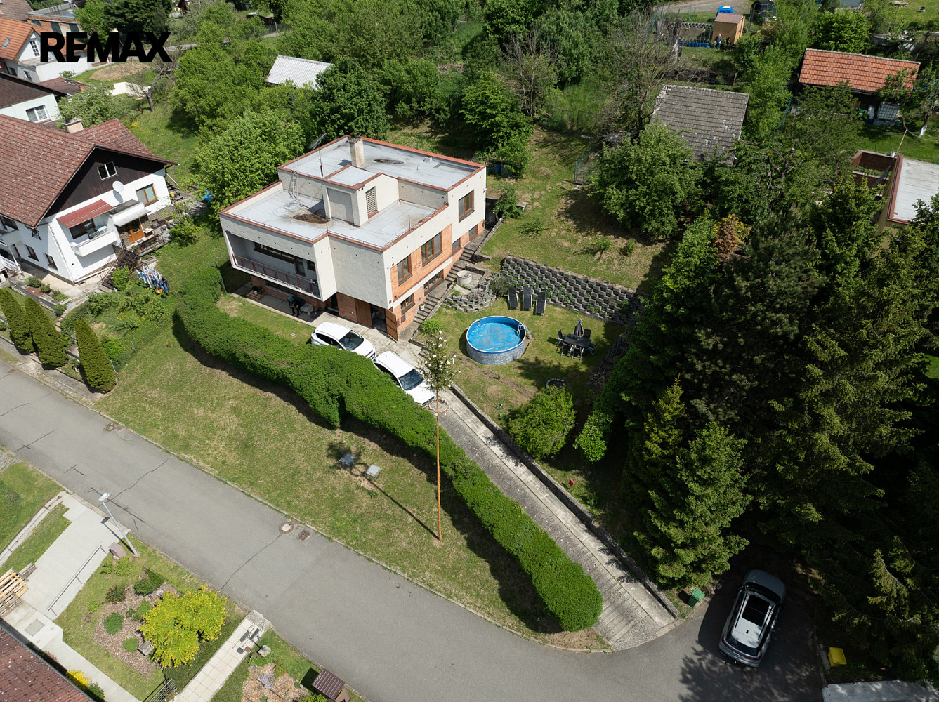 Casa, 310 m², terreno 1066 m²