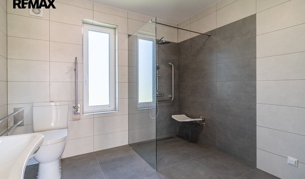 Prodej domu 36 m² s pozemkem 36 m², Praha – náhled fotky 12