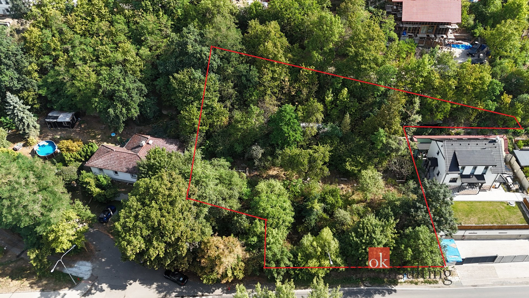 Prodej stavebního pozemku 2 025 m² – fotografie 4