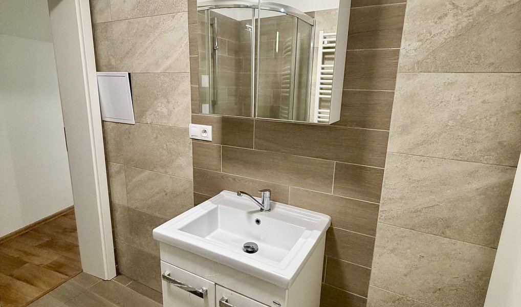 Pronájem bytu 2+kk 45 m², Kvasice – náhled fotky 7